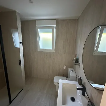 Casa Recièn Reformada Con Jardin Y Piscina Privada Hébergement de vacances