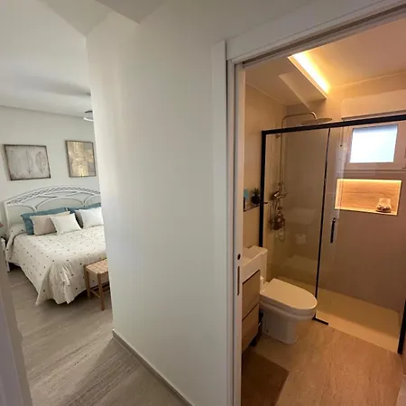 Casa Recièn Reformada Con Jardin Y Piscina Privada Hébergement de vacances *