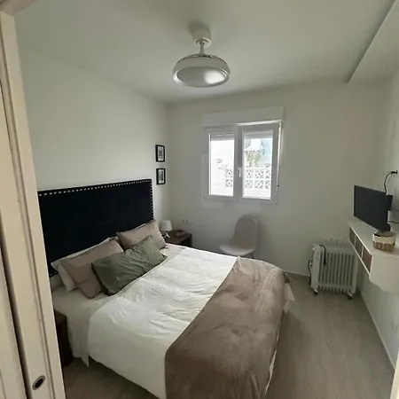Casa Recièn Reformada Con Jardin Y Piscina Privada Hébergement de vacances