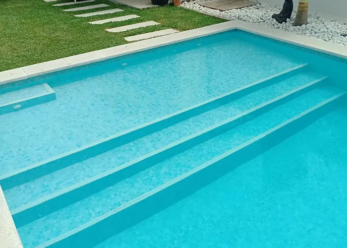 בית נופש Casa Recien Reformada Con Jardin Y Piscina Privada *